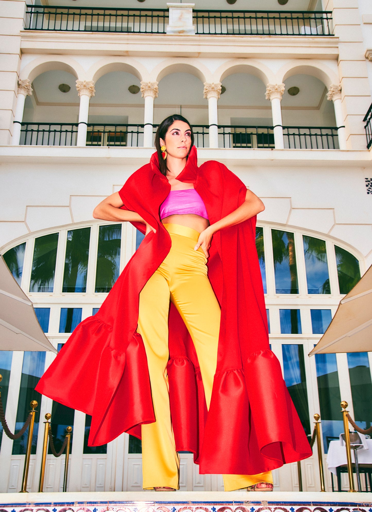 VESTIDO CAPA TRINIDAD