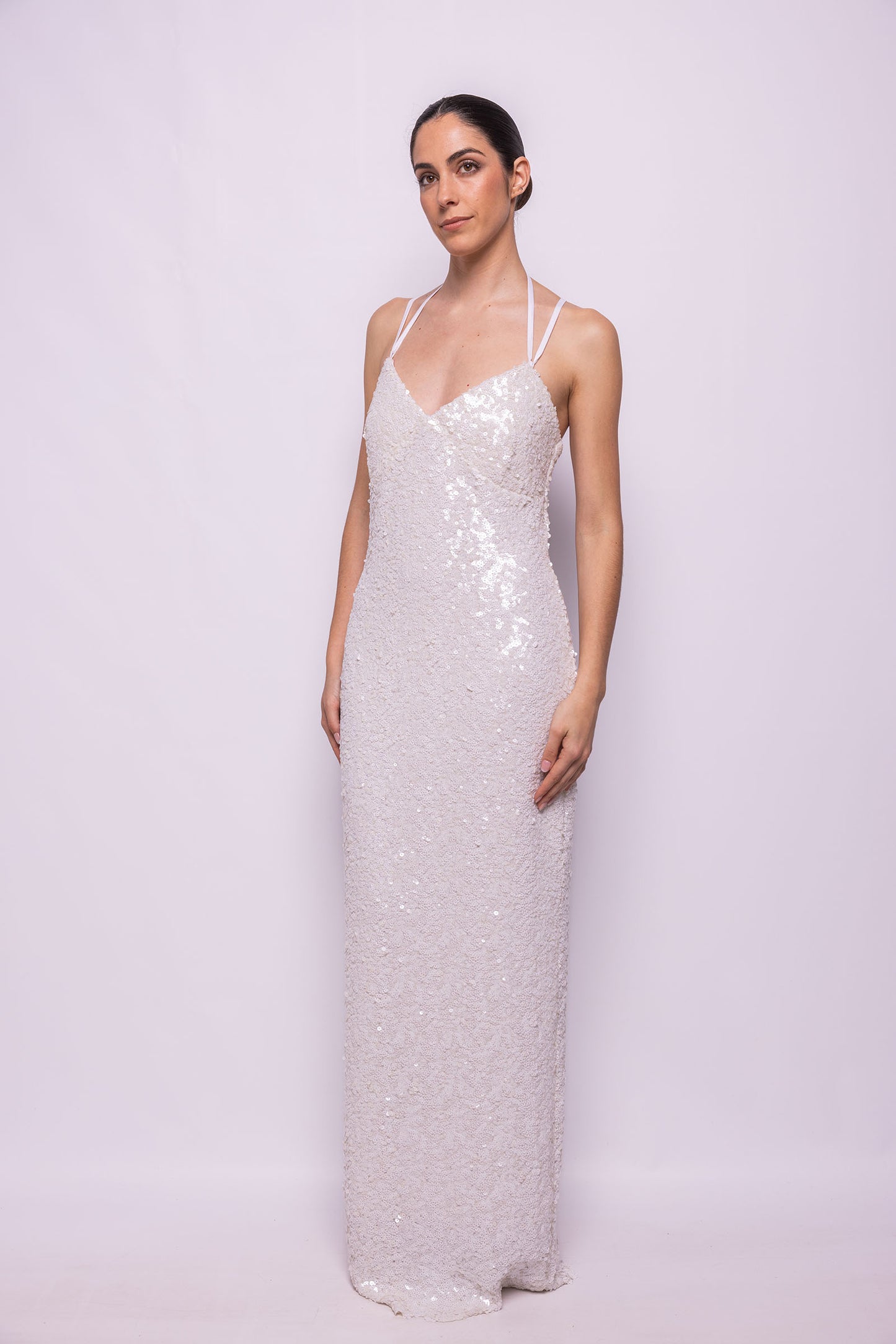 VESTIDO LARGO EN LENTEJUELA TRIDIMENSIONAL BLANCA