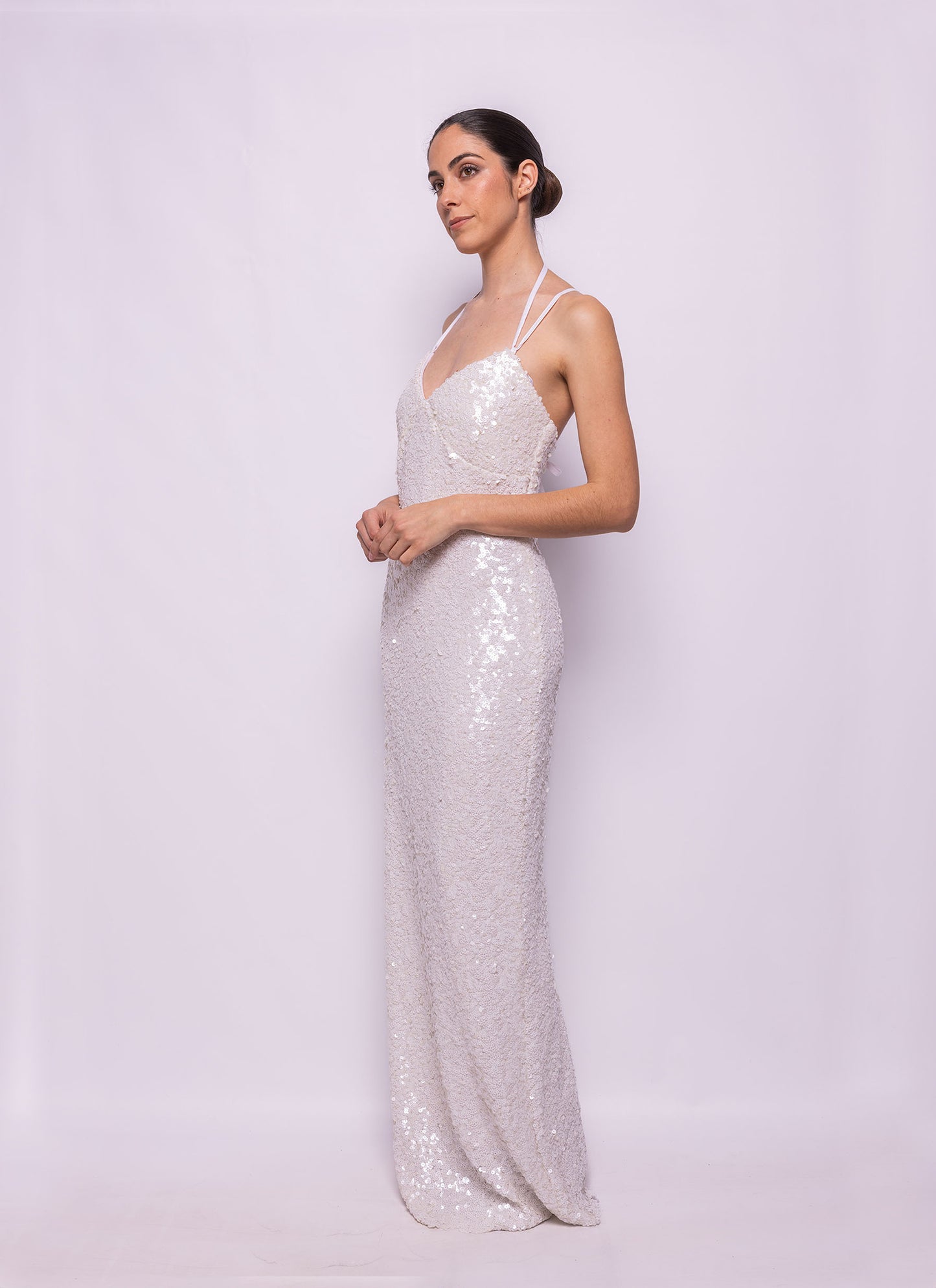 VESTIDO LARGO EN LENTEJUELA TRIDIMENSIONAL BLANCA