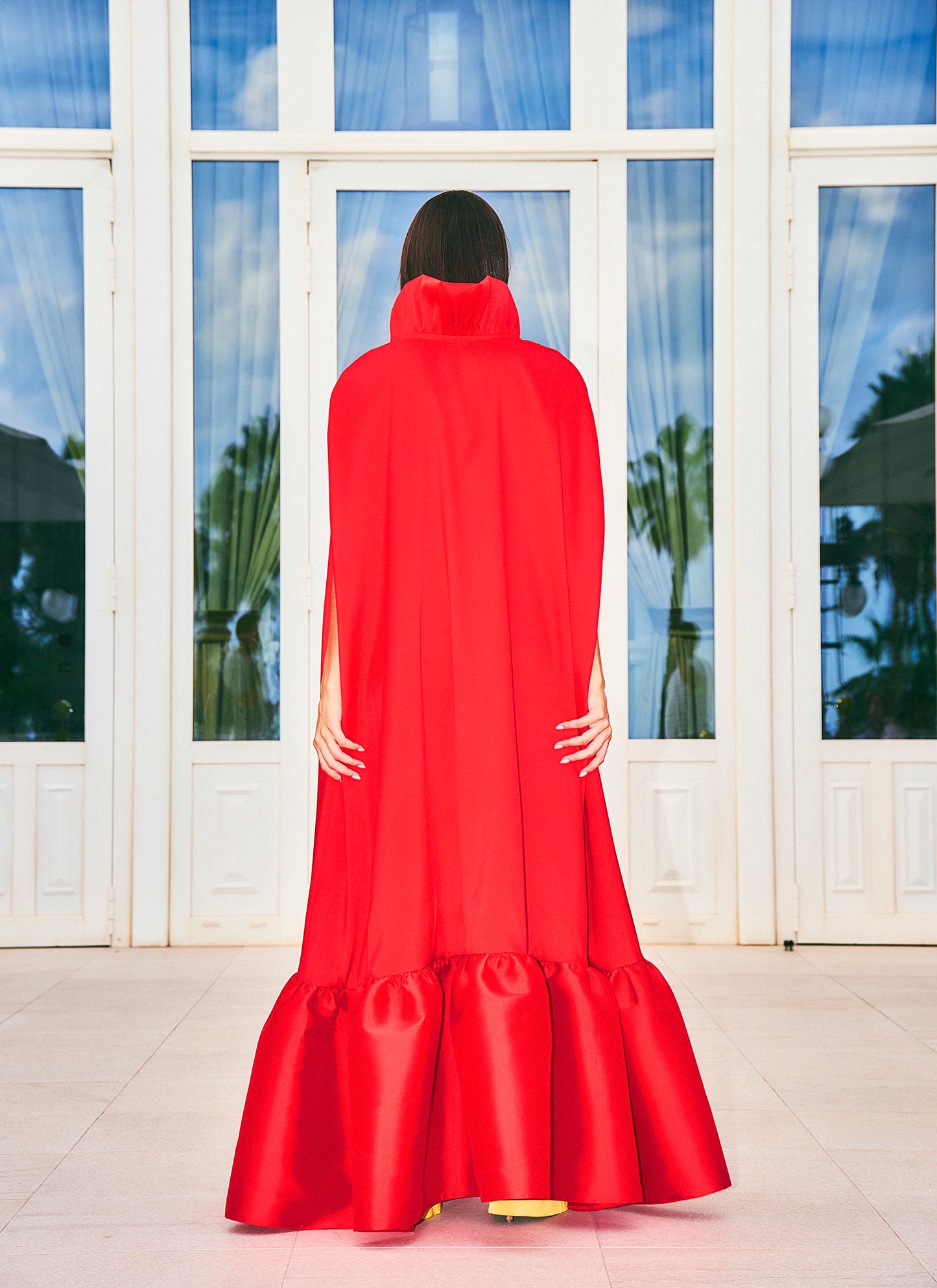 VESTIDO CAPA TRINIDAD