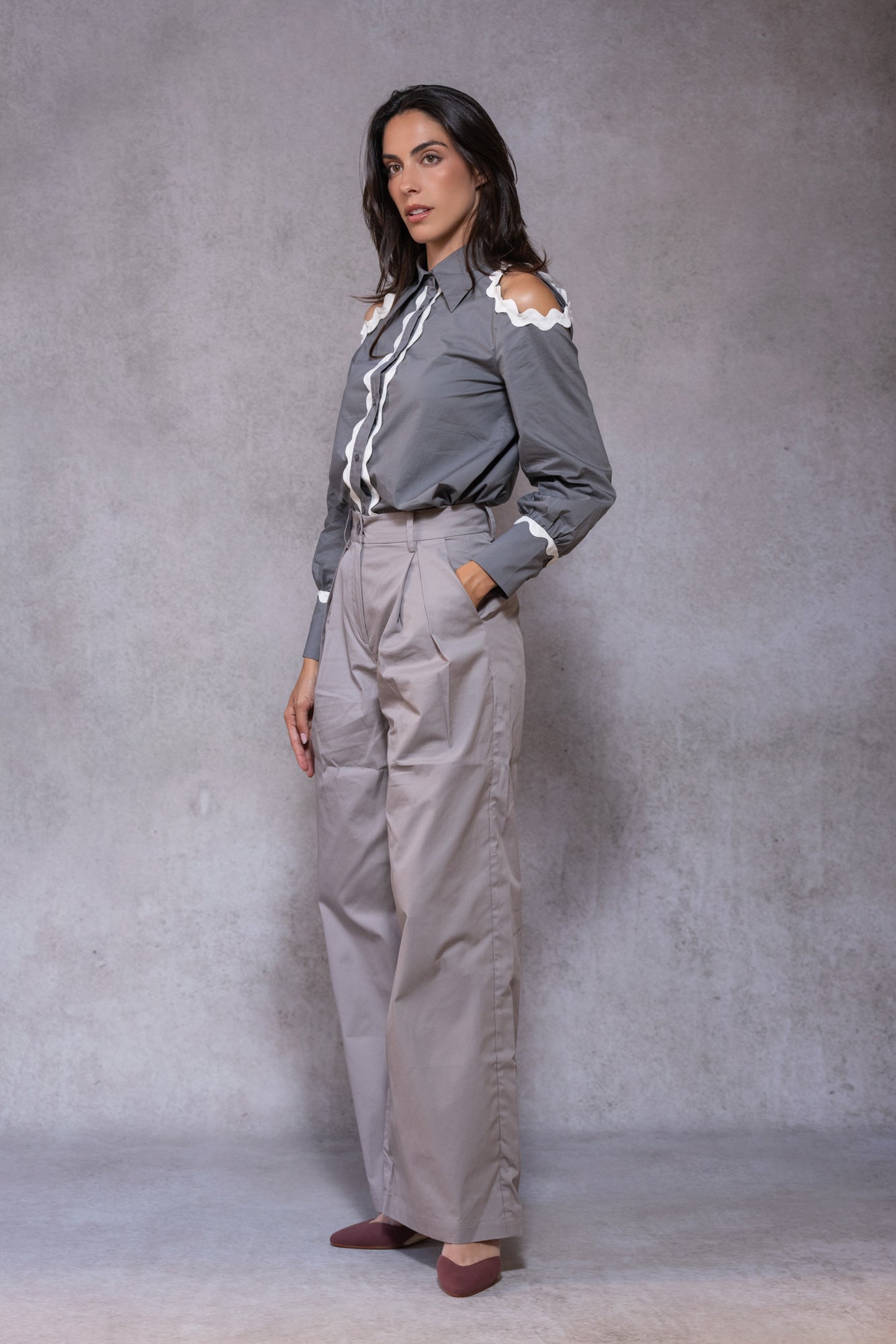 PANTALÓN JARANA GRIS