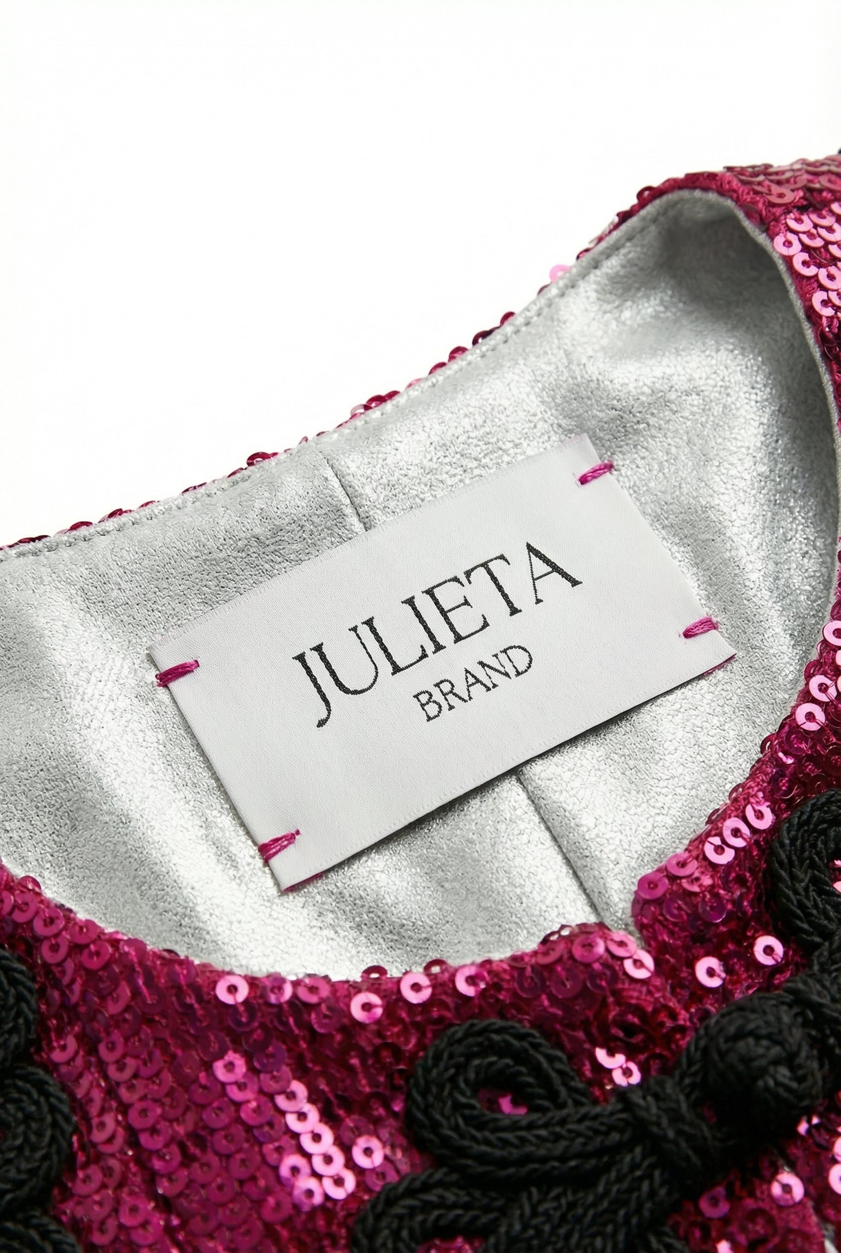 CHAQUETA GOYESCA EN LENTEJUELA FUCSIA