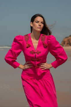 Chaqueta GOYESCA ligera y contemporánea pensada para el calor del verano.