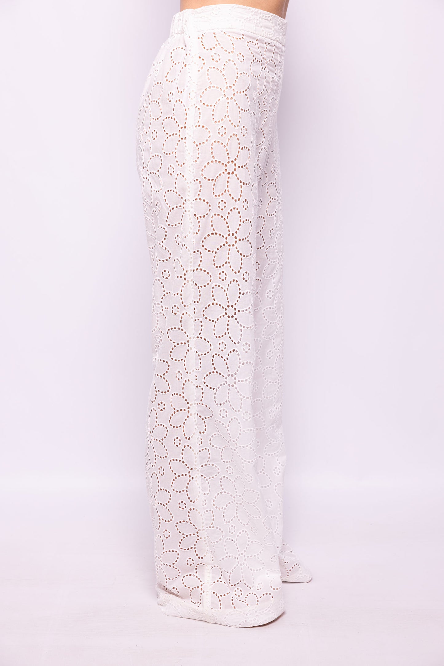 TRAJE SASTRE EN VOILE DE ALGODÓN CON FLORES BORDADAS